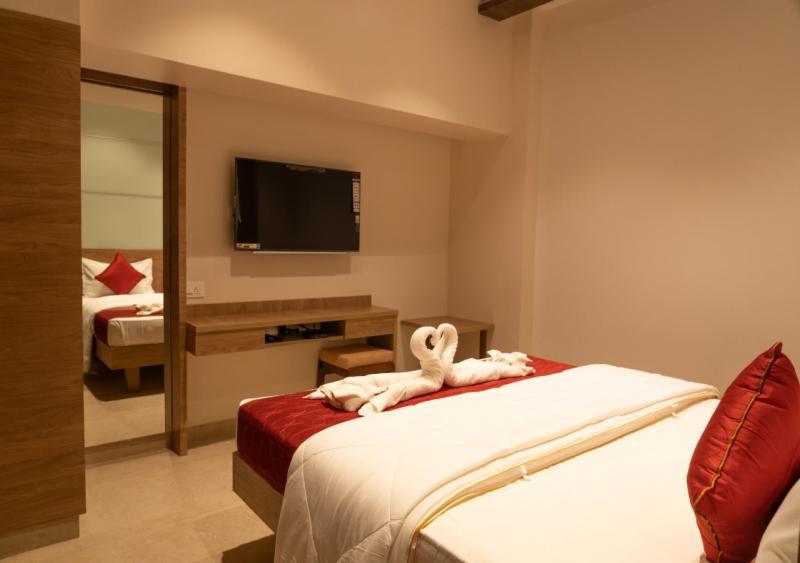 The Paradise Hotel - Luxury Stay Kanchipuram Eksteriør billede