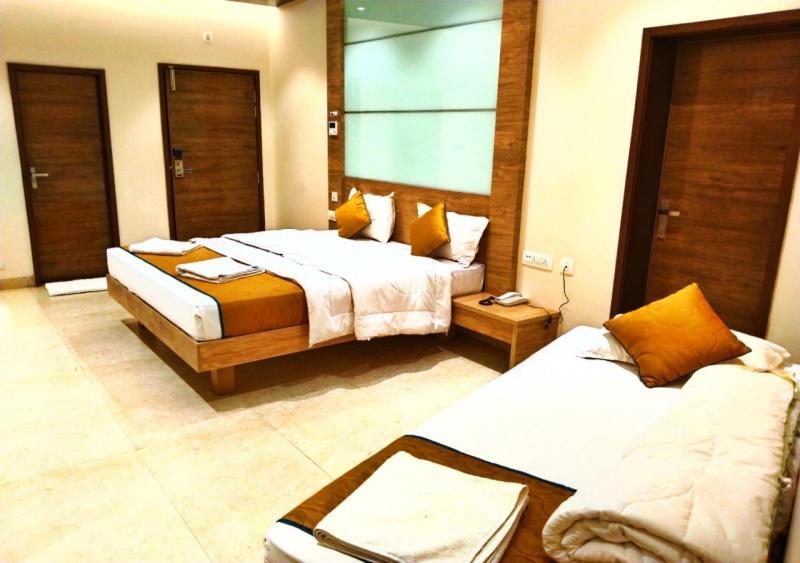 The Paradise Hotel - Luxury Stay Kanchipuram Eksteriør billede